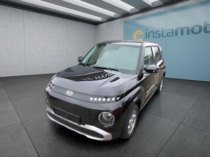 Schwarz Gebraucht 2025 Hyundai Inster Kleinwagen | 25.749 € (Teuer) - Bild 1/4