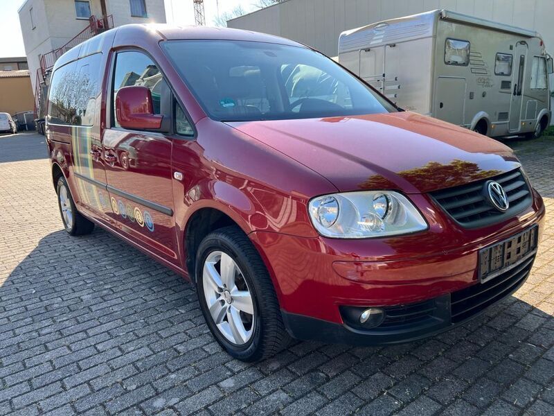 Rot Gebraucht 2010 VW Caddy Maxi Life Life Van / Kleinbus | 7.999 € - Bild 1/4