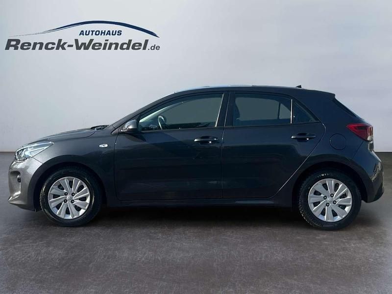 Gebraucht Kia Rio Edition 7 84 PS (61 kW) 2019 Grau Limousine