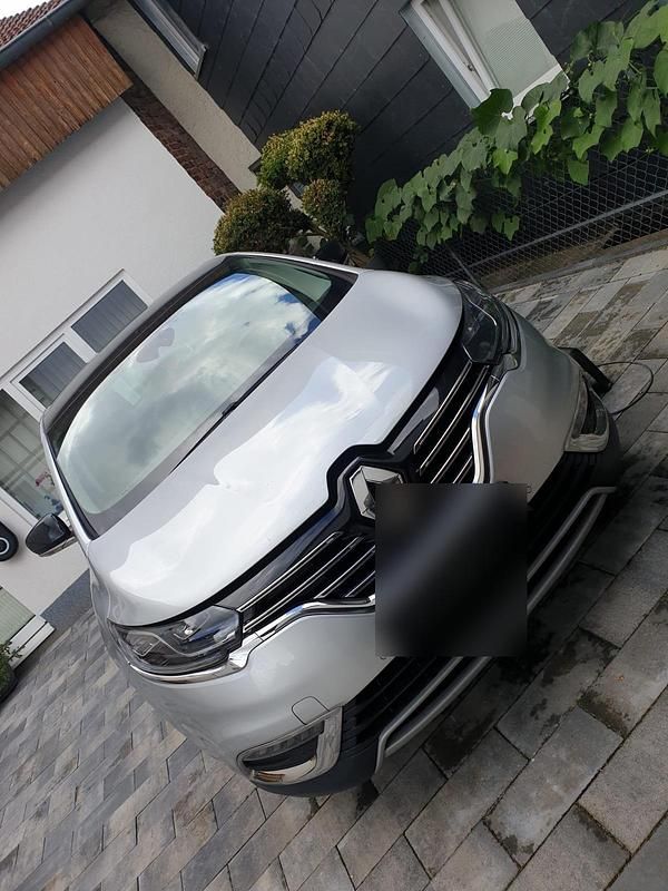 Gebraucht Renault Espace 160 PS (117 kW) 2016 Silber Van / Kleinbus
