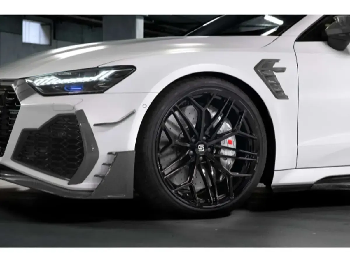 Gebraucht Audi RS7 801 PS (589 kW) 2024 Gletscherweiß matt matteffektl Kleinwagen