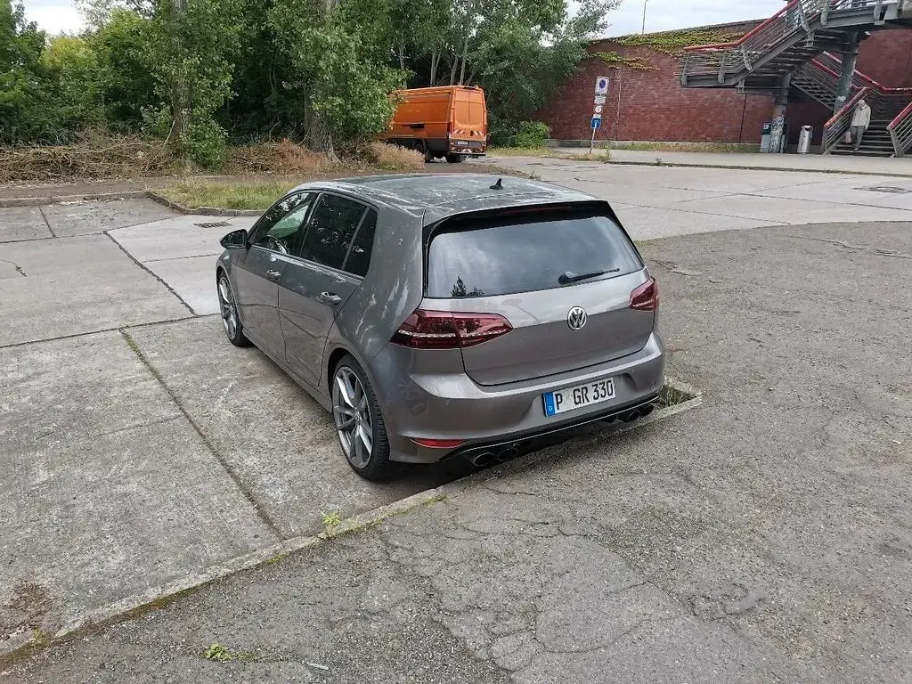 Gebraucht VW Golf VII R 370 PS (272 kW) 2014 Grau Limousine
