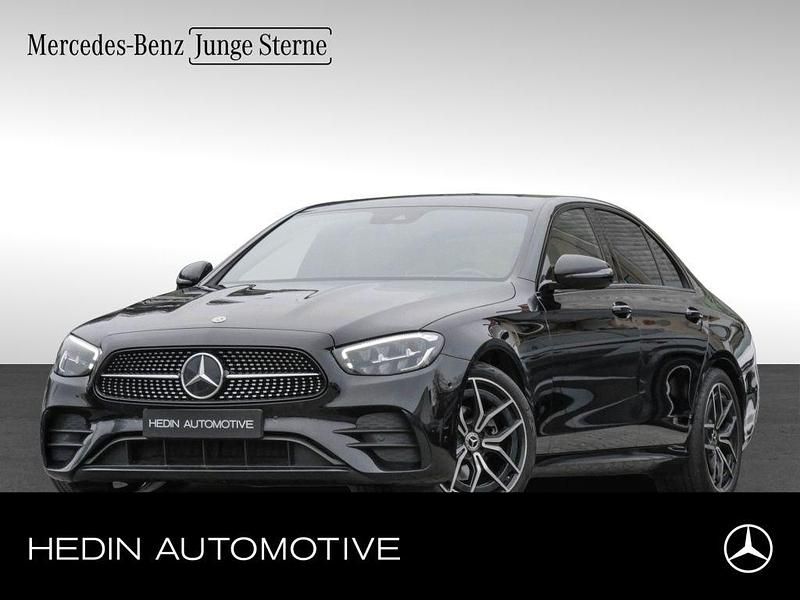 Schwarz Gebraucht 2022 Mercedes E220 AMG Limousine | 36.990 € (Fairer Preis) - Bild 1/4