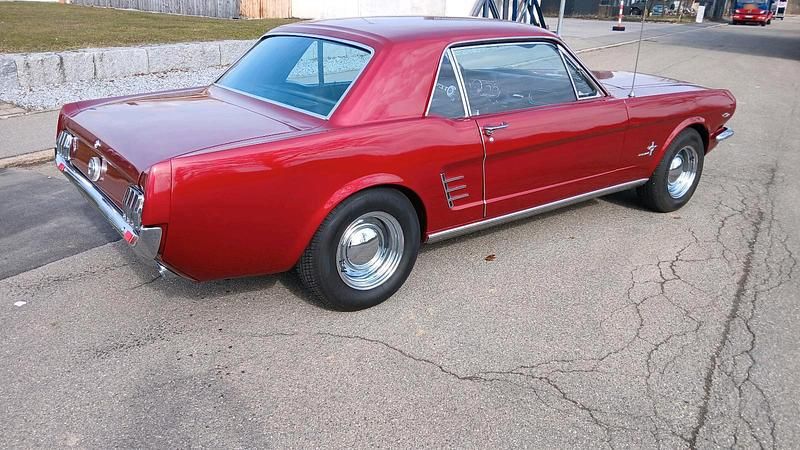 Gebraucht Ford Mustang 200 PS (147 kW) 1966 Coupé