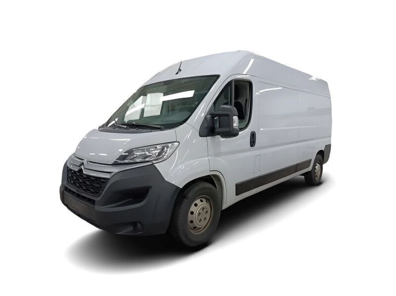 Weiss Gebraucht 2023 Citroën Jumper Van / Kleinbus | 33.378 € (Etwas zu teuer) - Bild 1/4