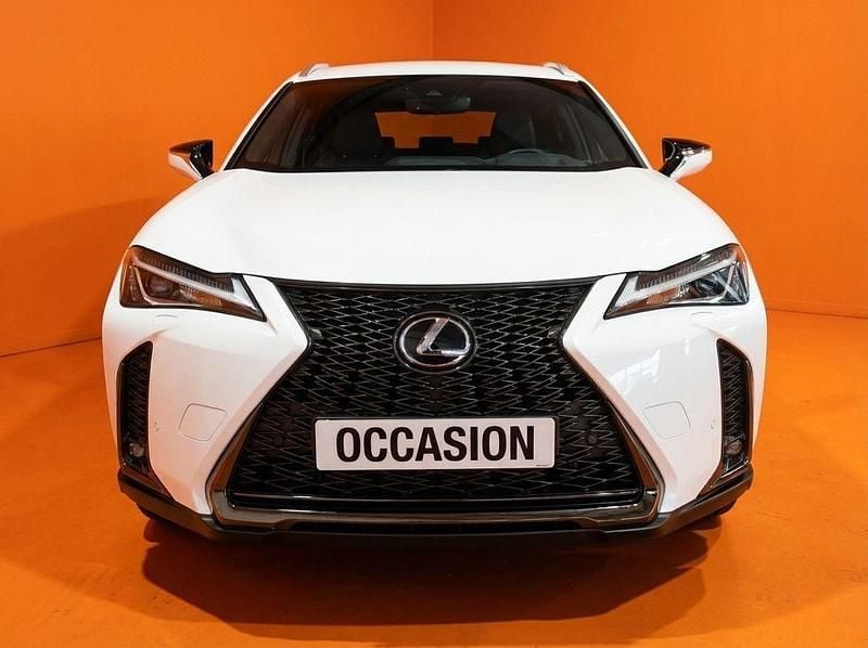 Weiß Gebraucht 2023 Lexus UX 250h SUV | 24.499 € (Superpreis) - Bild 1/4