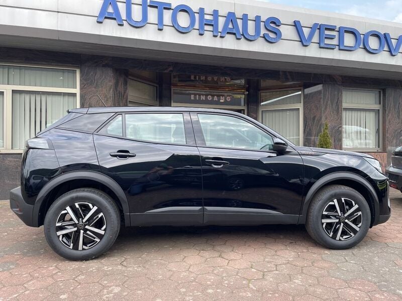 Schwarz Neu 2024 Peugeot 2008 Active SUV | 20.990 € (Guter Preis) - Bild 1/4