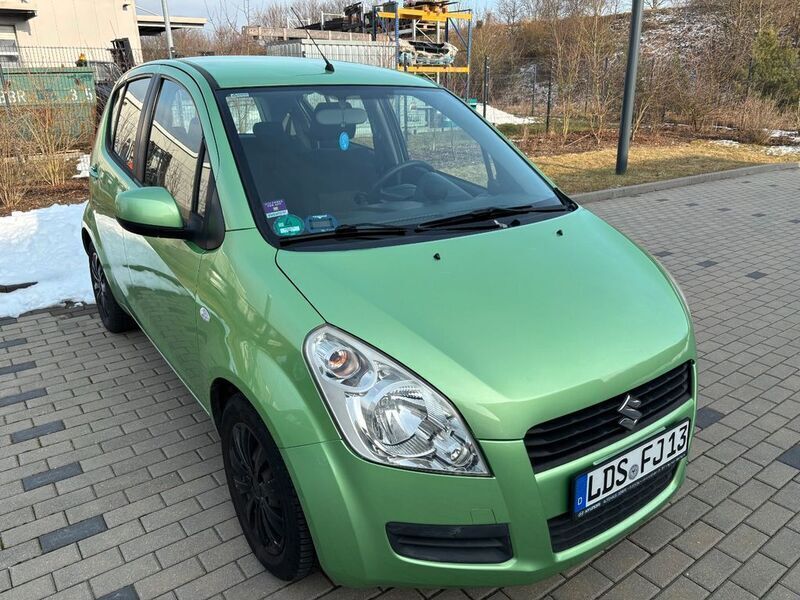 Grün Gebraucht 2010 Suzuki Splash Club Kleinwagen | 2.300 € (Fairer Preis) - Bild 1/4