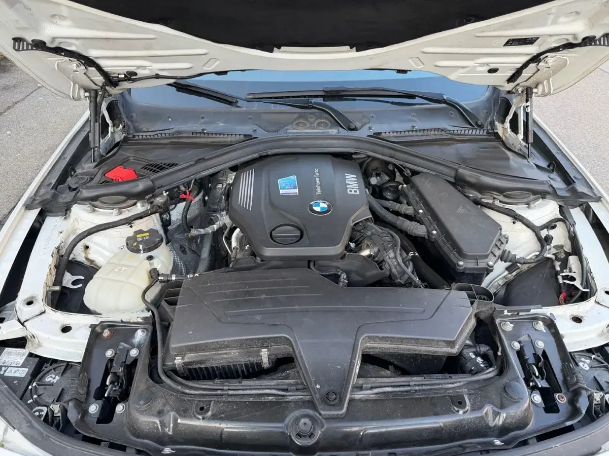Gebraucht BMW 420 Gran Coupé M Sport 190 PS (139 kW) 2015 Weiß Coupé