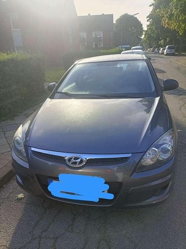 Gebraucht Hyundai i30 Edition+ 109 PS (80 kW) 2010 Kombi