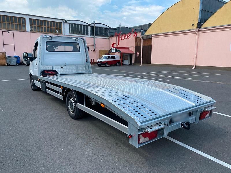 Gebraucht Mercedes Sprinter 180 PS (132 kW) 2018 Weiß Van