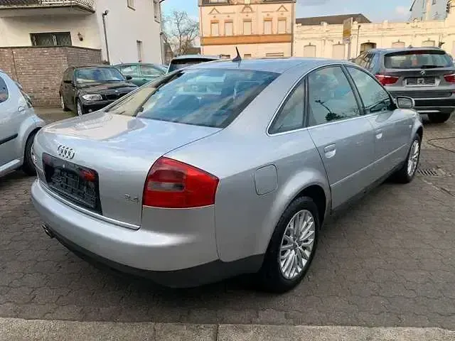 Gebraucht Audi A6 170 PS (125 kW) 2001 Silber Limousine