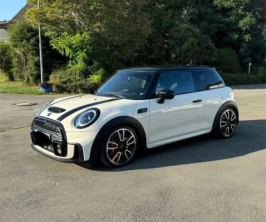Gebraucht Mini John Cooper Works 231 PS (169 kW) 2022 Beige Kleinwagen