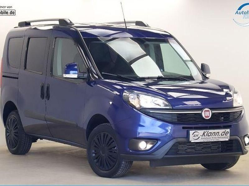 Blau Gebraucht 2019 Fiat Doblò Van / Kleinbus | 14.499 € (Etwas zu teuer) - Bild 1/4