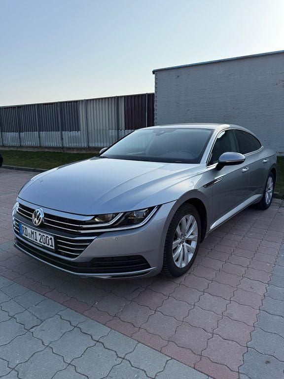 Gebraucht VW Arteon 150 PS (110 kW) 2019 Silber Kleinwagen