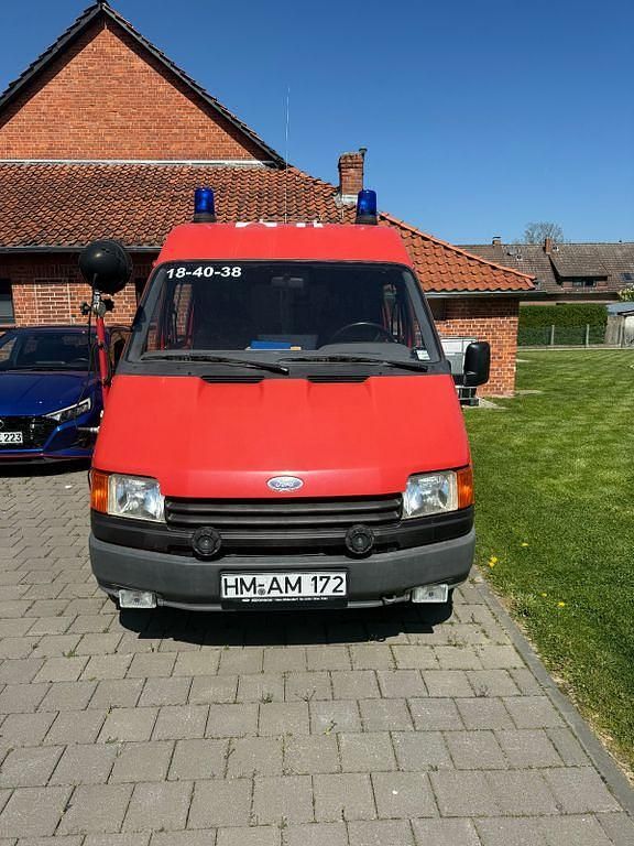 Gebraucht Ford Transit 75 PS (55 kW) 1990 Rot Limousine