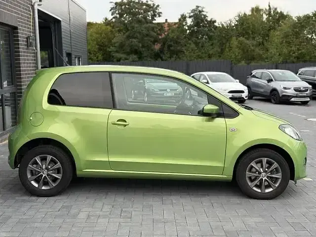 Używany Skoda Citigo Elegance 75 KM (55 kW) 2012 Zielony Hatchback