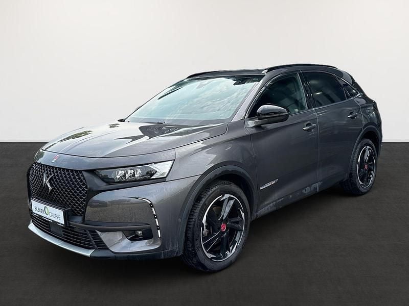 Lackierung platiniumgrau/metallic klarlack Gebraucht 2022 DS Automobiles DS7 Crossback Performance Line Plus SUV | 26.480 € (Fairer Preis) - Bild 1/4