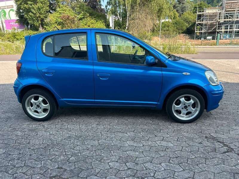 Gebraucht Toyota Yaris Sol 65 PS (47 kW) 2003 Blau Kleinwagen