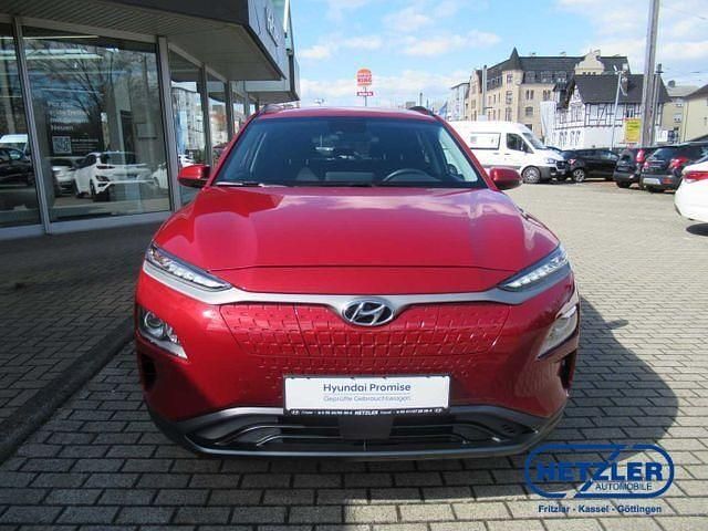 Gebraucht Hyundai Kona Advantage 100 kW (136 PS) 2021 Rot SUV