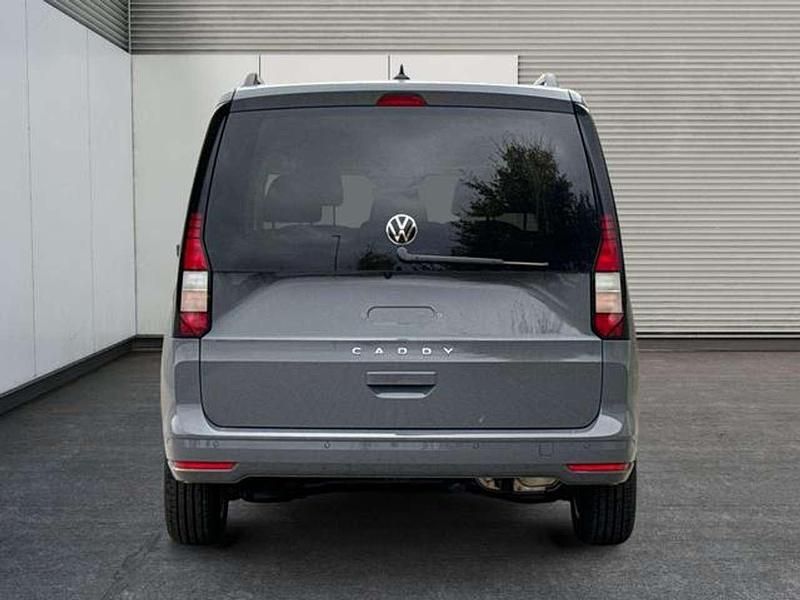 Neu VW Caddy Life 122 PS (89 kW) 2025 Indiumgrau metallic Van / Kleinbus