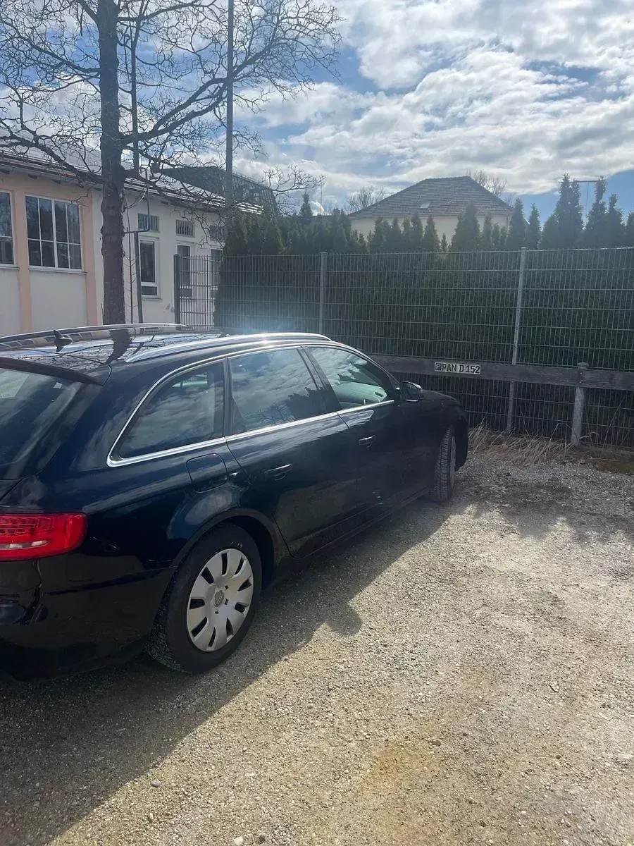 Używany Audi A4 Ambition 143 KM (105 kW) 2010 Czarny Kombi
