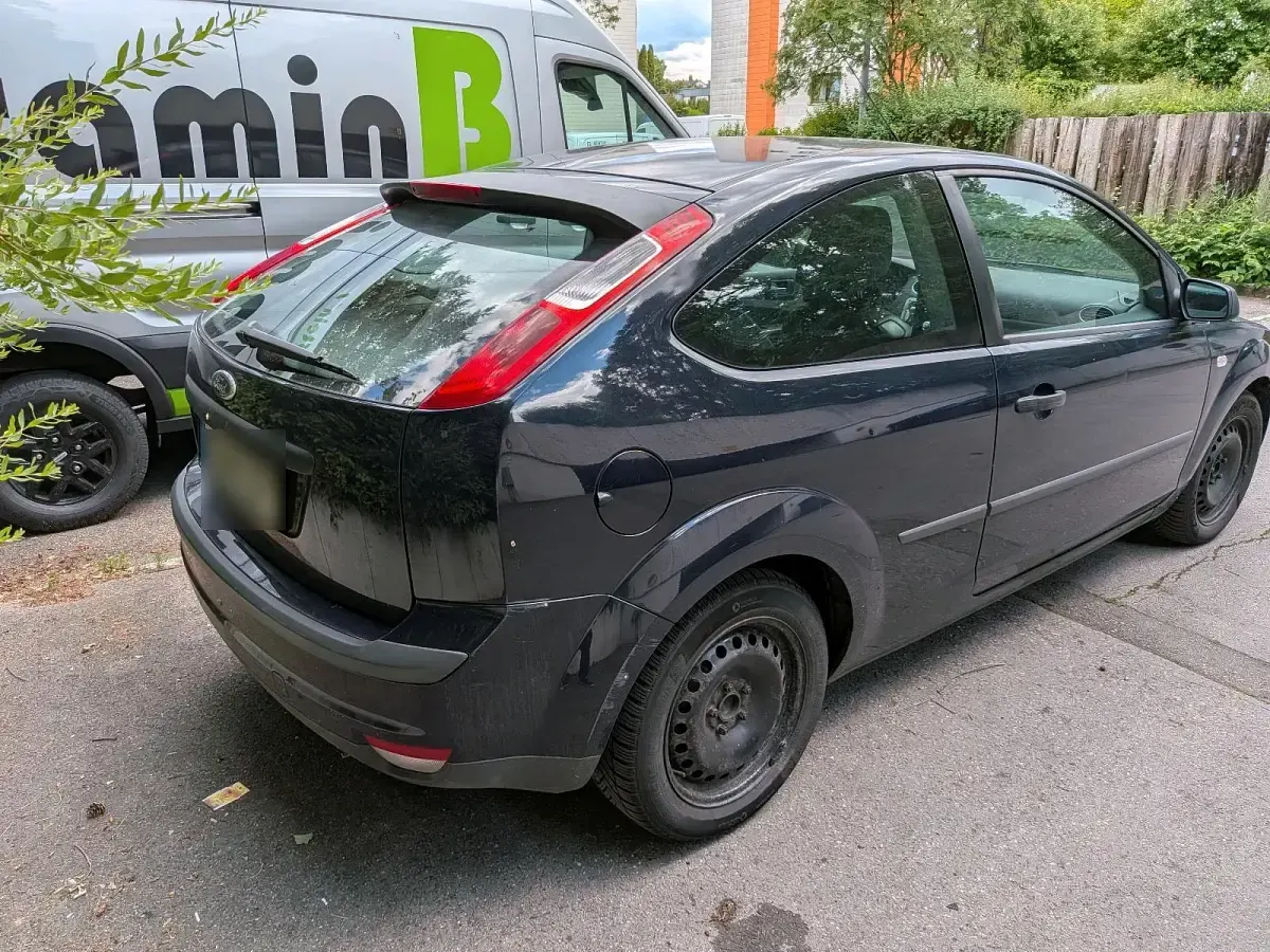Gebraucht Ford Focus 80 PS (58 kW) 2006 Blau Coupé