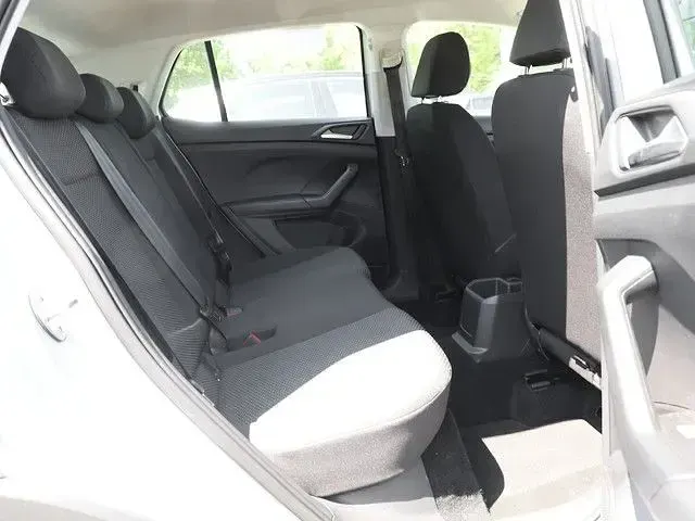 Gebraucht VW T-Cross 95 PS (69 kW) 2025 Reflexsilber metallic SUV