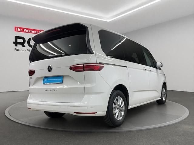 Gebraucht VW T7 Basis 136 PS (100 kW) 2024 Candyweiss Van