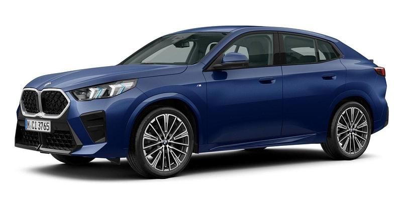 Blau Gebraucht 2024 BMW X2 Luxury Line SUV | 47.801 € (Etwas zu teuer) - Bild 1/4