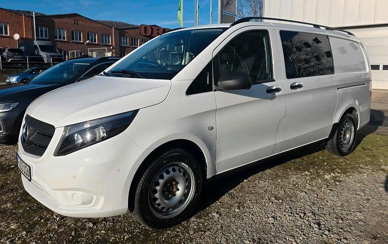 Gebraucht Mercedes Vito 190 PS (139 kW) 2016 Weiß Van