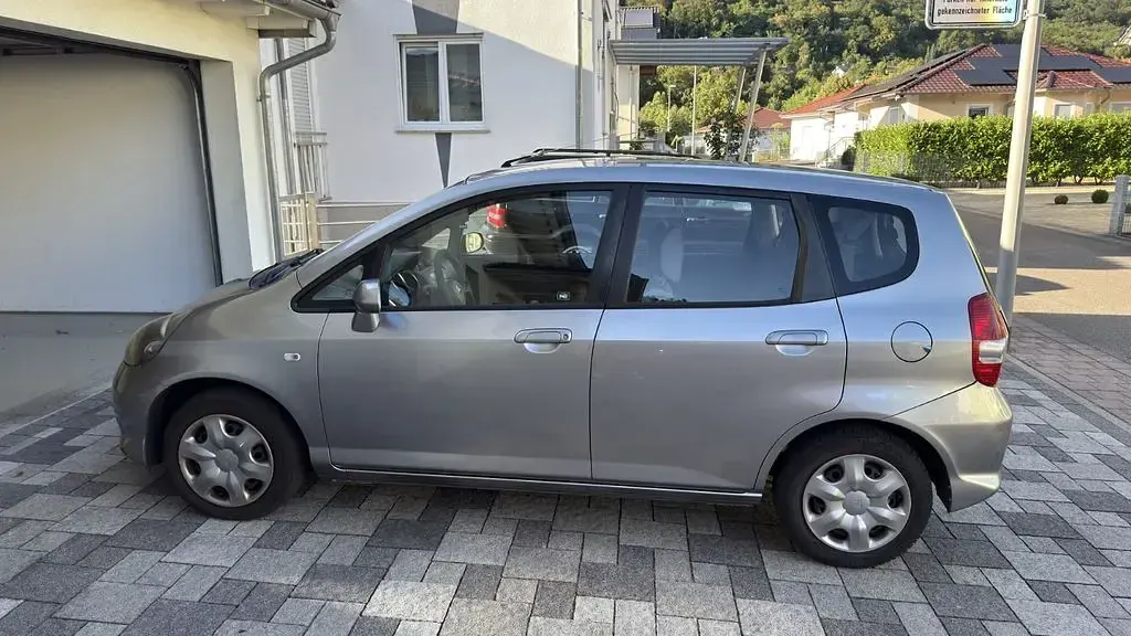 Gebraucht Honda Jazz LS 77 PS (56 kW) 2006 Grau Kleinwagen