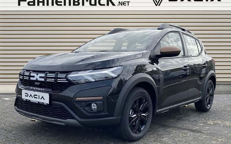 Schwarz Neu 2025 Dacia Sandero Extreme Kleinwagen | 22.430 € (Etwas zu teuer) - Bild 1/4