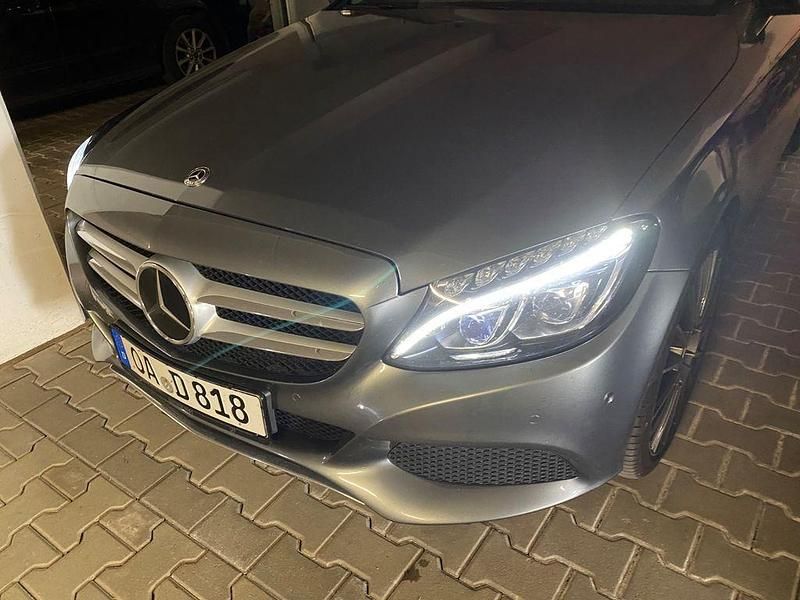 Gebraucht Mercedes C250 Avantgarde 204 PS (150 kW) 2017 Grau Kombi