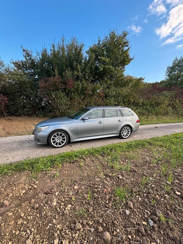 Gebraucht BMW 525 M Sport 177 PS (130 kW) 2005 Grau Kombi