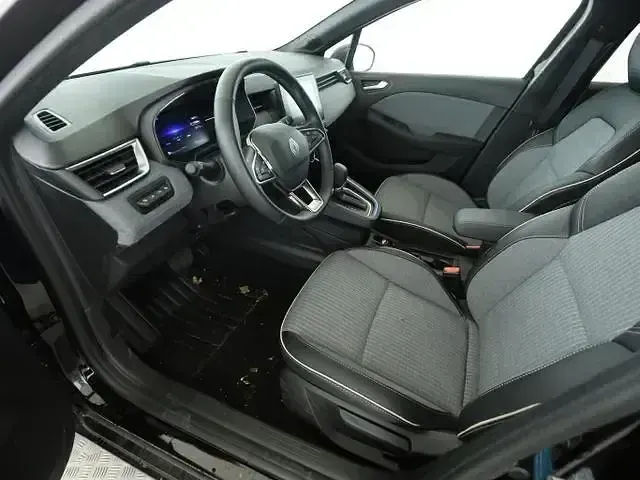 Używany Renault Clio V Techno 2025 Czarny