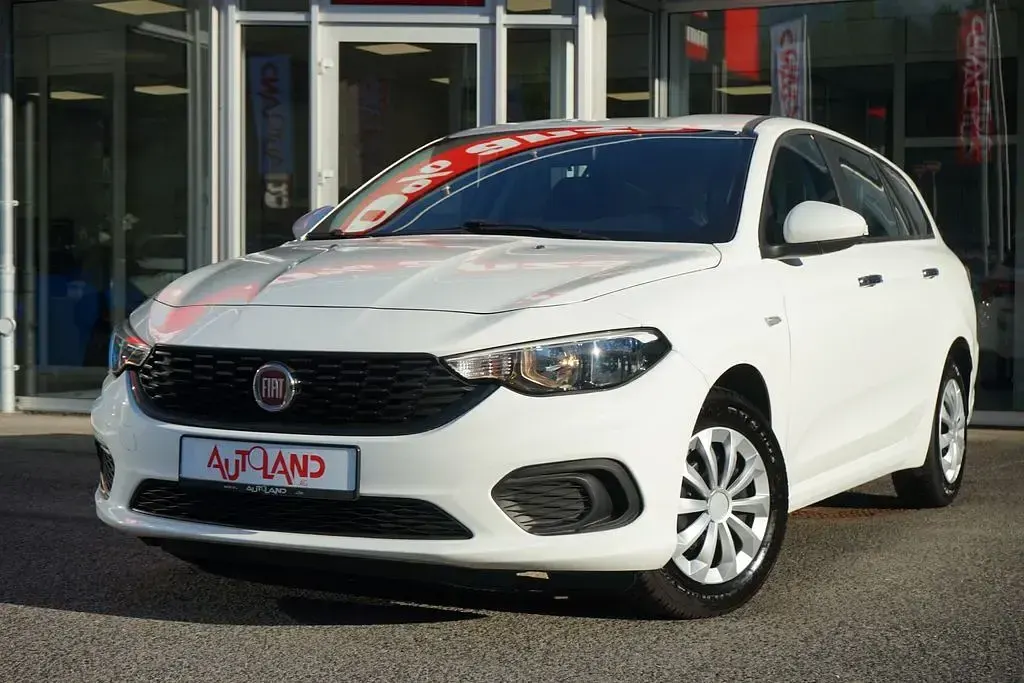 Gebraucht Fiat Tipo 95 PS (69 kW) 2019 Gelatoweiss Kombi