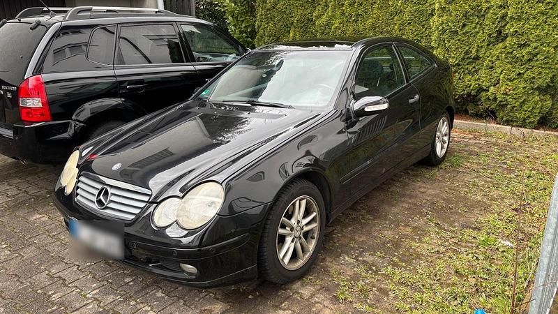 Gebraucht Mercedes C230 197 PS (144 kW) 2001 Schwarz Coupé