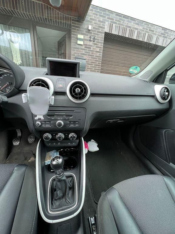 Gebraucht Audi A1 Ambition 122 PS (89 kW) 2012 Weiß Kleinwagen