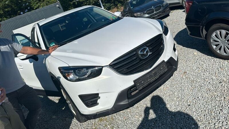 Weiß Gebraucht 2016 Mazda CX-5 Nakama Intense SUV | 8.999 € (Superpreis) - Bild 1/4