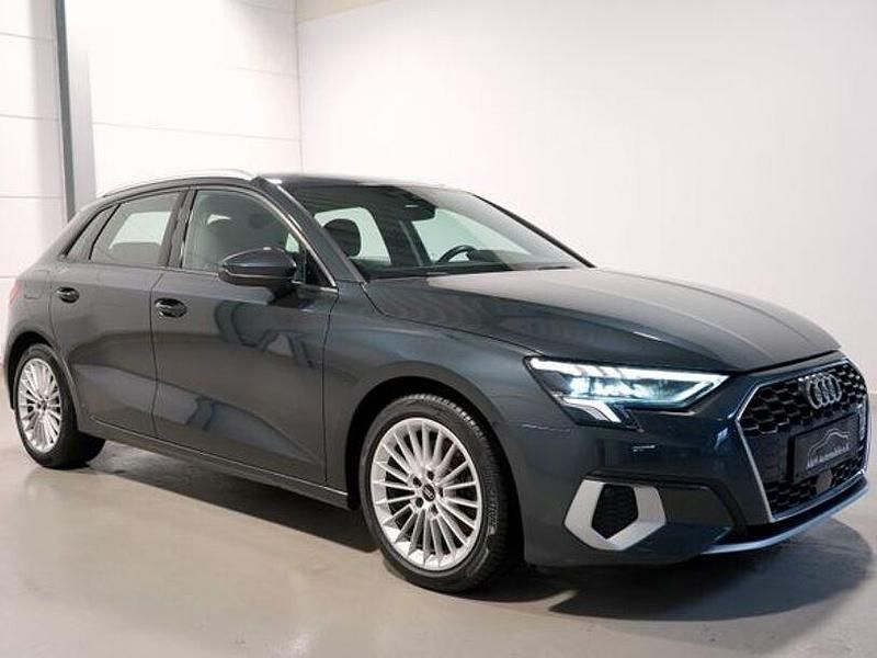 Gebraucht Audi A3 Ambiente 150 PS (110 kW) 2021 Manhattangrau (metallic) Limousine