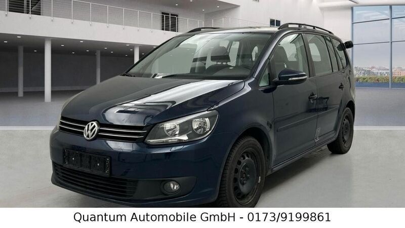 Blau Gebraucht 2011 VW Touran Trendline Van / Kleinbus | 9.200 € (Fairer Preis) - Bild 1/4