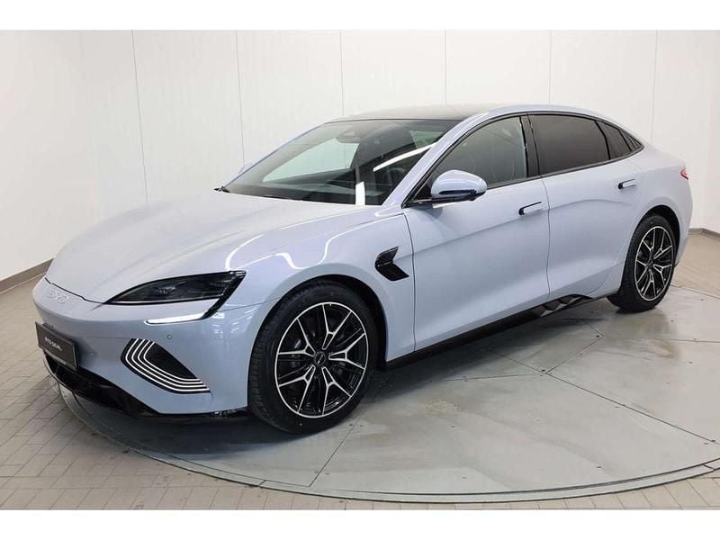 Usata BYD Seal Design 230 kW (313 CV) 2026 Grigio Berlina