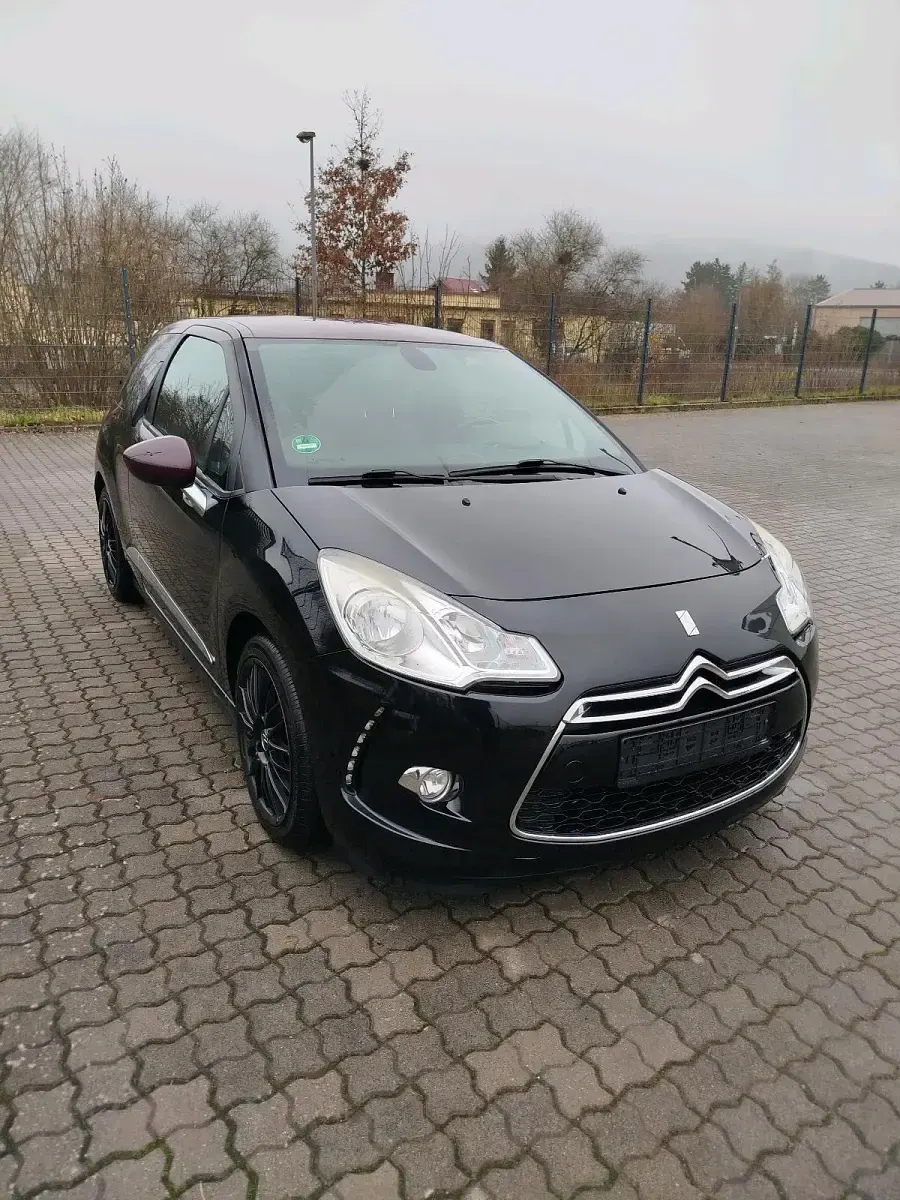 Gebraucht Citroën DS3 156 PS (114 kW) 2013 Schwarz Kleinwagen