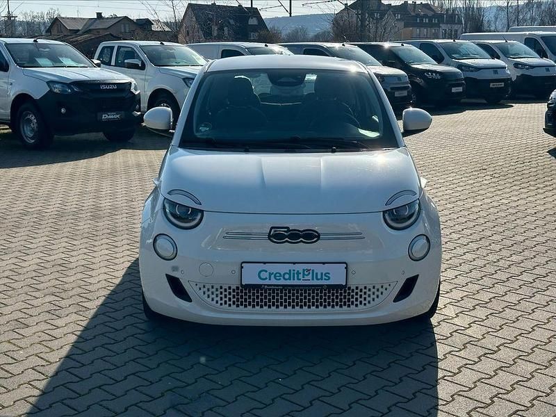 Gebraucht Fiat 500e Icon 86 kW (118 PS) 2021 Weiß Kleinwagen