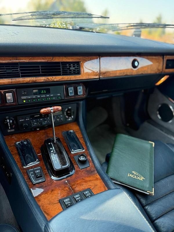 Gebraucht Jaguar XJS 260 PS (191 kW) 1990 Silber Cabrio