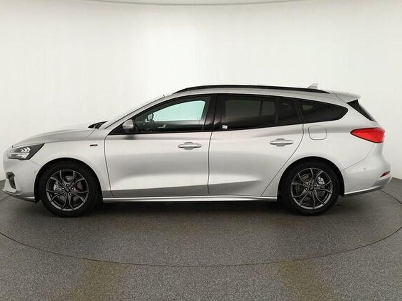 Gebraucht Ford Focus ST-Line 155 PS (114 kW) 2020 Silber Kombi