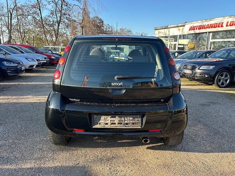Second-hand Smart ForFour Basis 75 CP (55 kW) 2005 Negru Hatchback