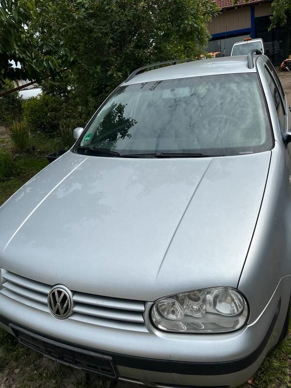 Silber Gebraucht 2006 VW Golf V Kombi | 2.400 € (Fairer Preis) - Bild 1/4