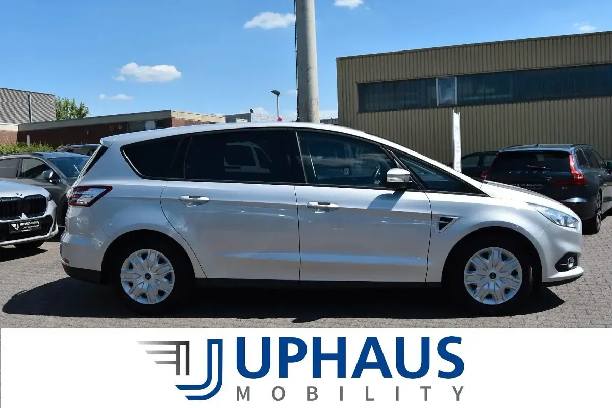 Gebraucht Ford S-MAX Trend 160 PS (117 kW) 2017 Silber Van / Kleinbus